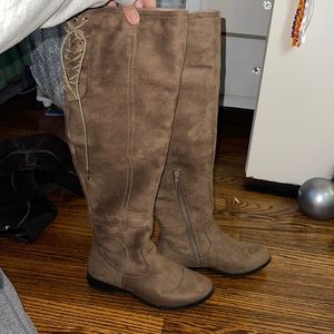 Knee high lace up suede like boots